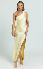 Robe longue Isla - Robe fendue asymétrique en satin à une épaule de couleur Citron