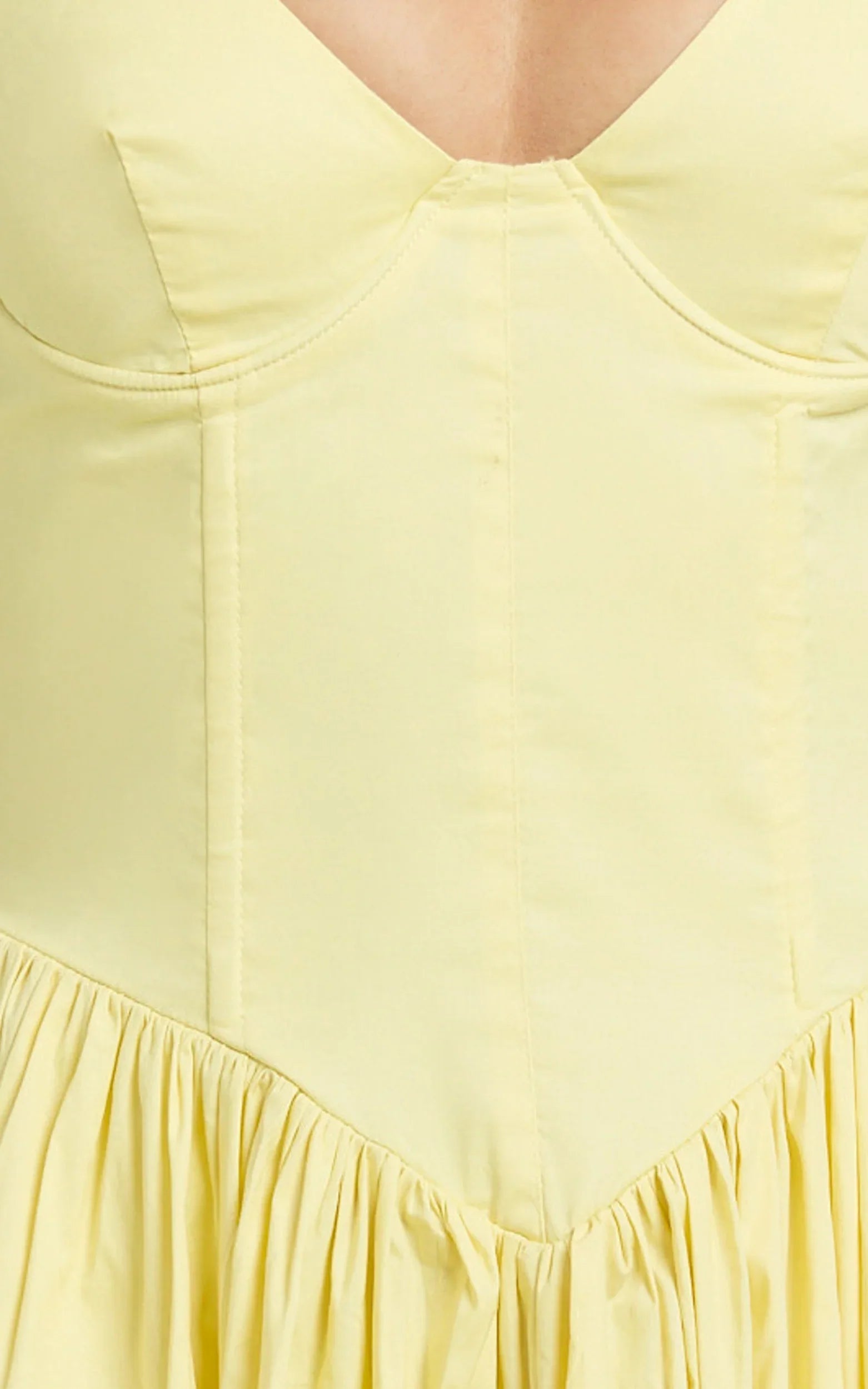 Robe midi Beckett - Robe à encolure dégagée, taille basse en V et jupe froncée, coloris jaune beurre