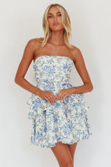Robe courte étagée à fleurs bleue Like Me Tied Back