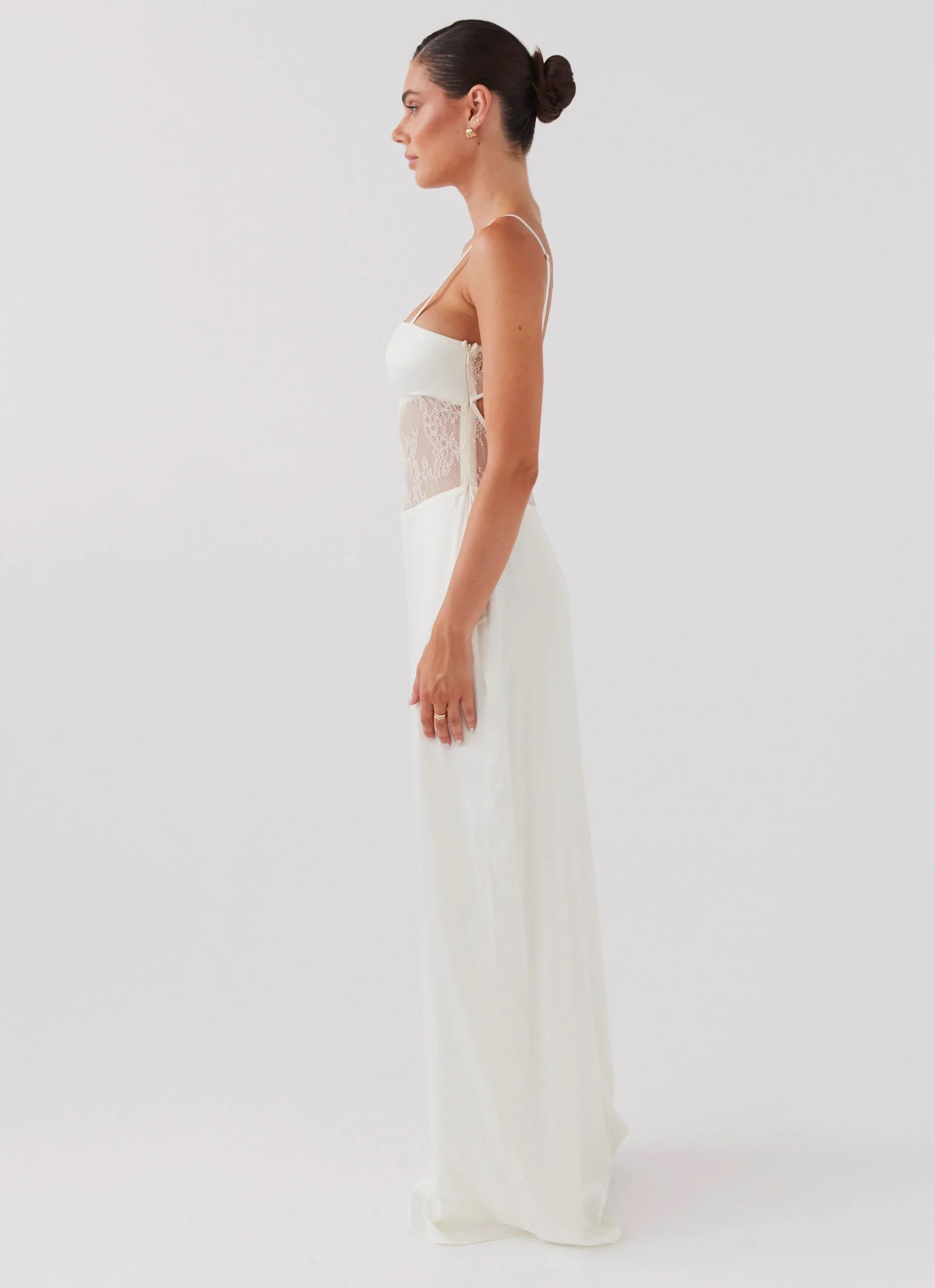 Robe longue en dentelle Palais Royale - Antique