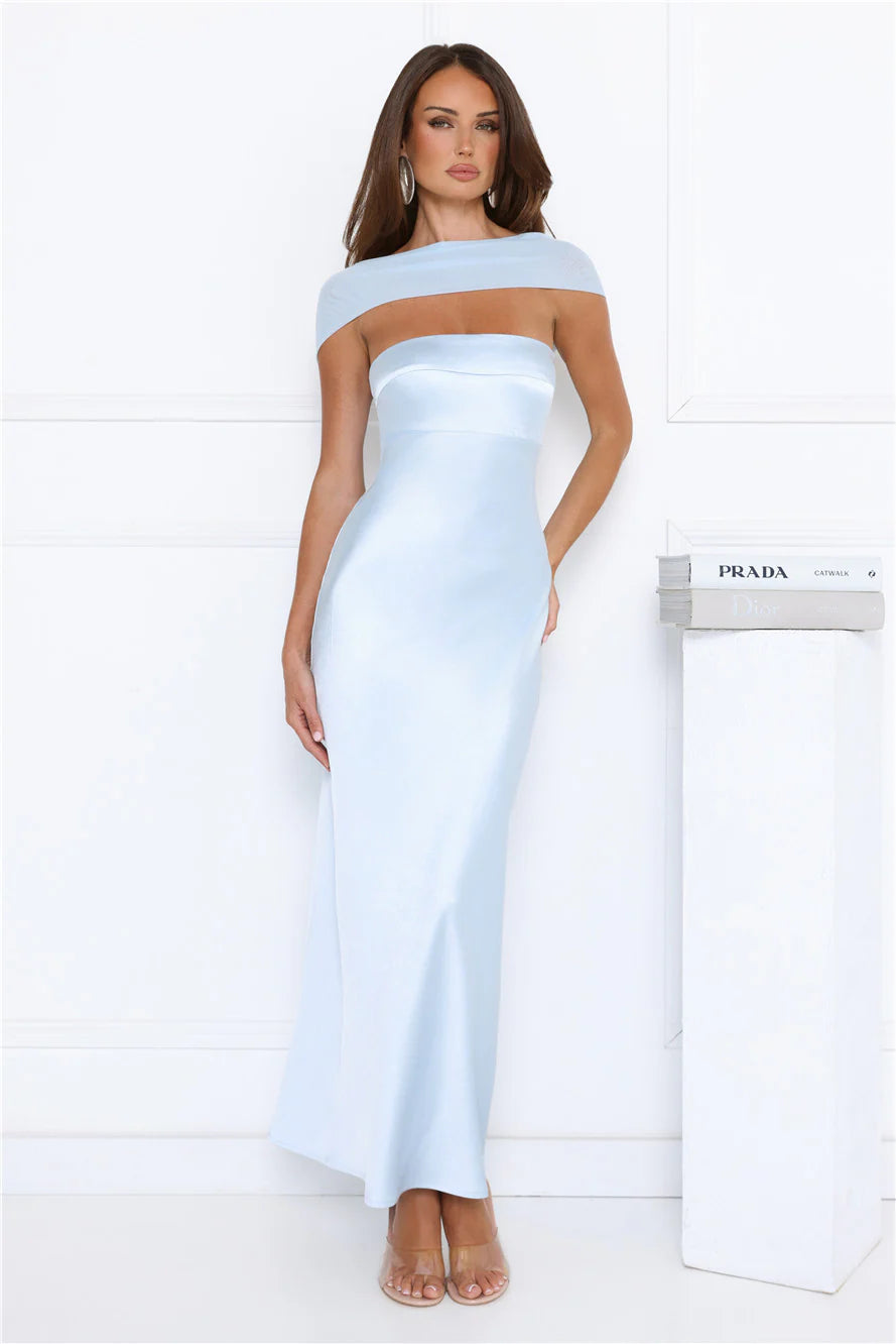 Robe longue bustier en satin enchanté étoilé bleue