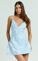Robe Gianni - Robe trapèze décolletée à dos nu bleu clair