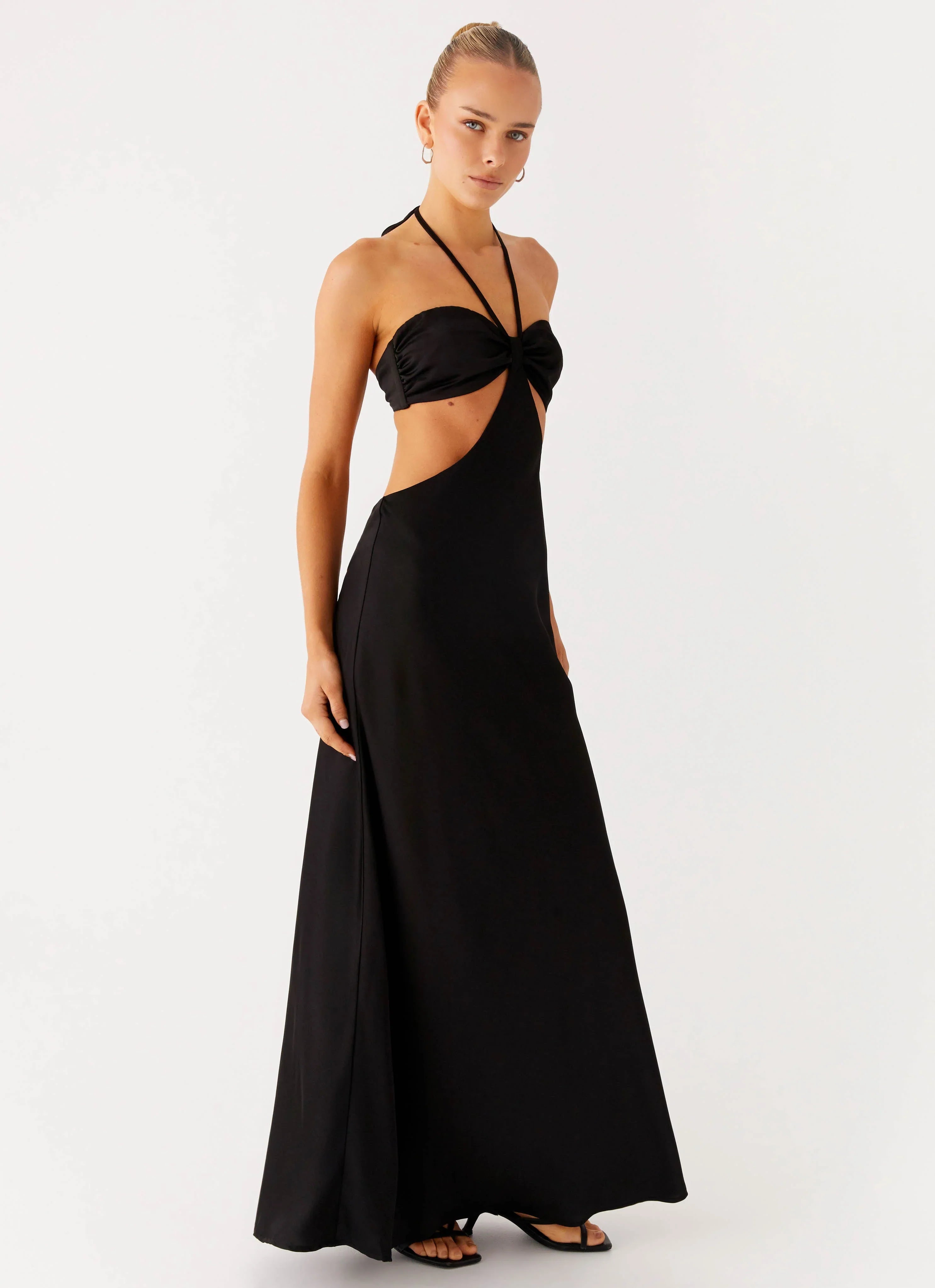 Robe longue à découpes décolleté cœur - Noir