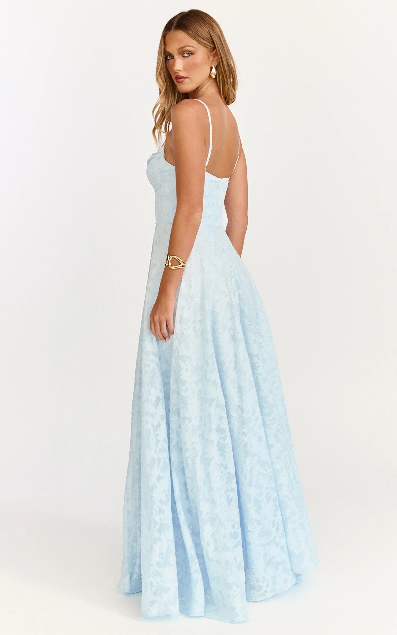 Robe longue Rachel - Robe fendue devant en jacquard, col cœur, coloris bleu glacier