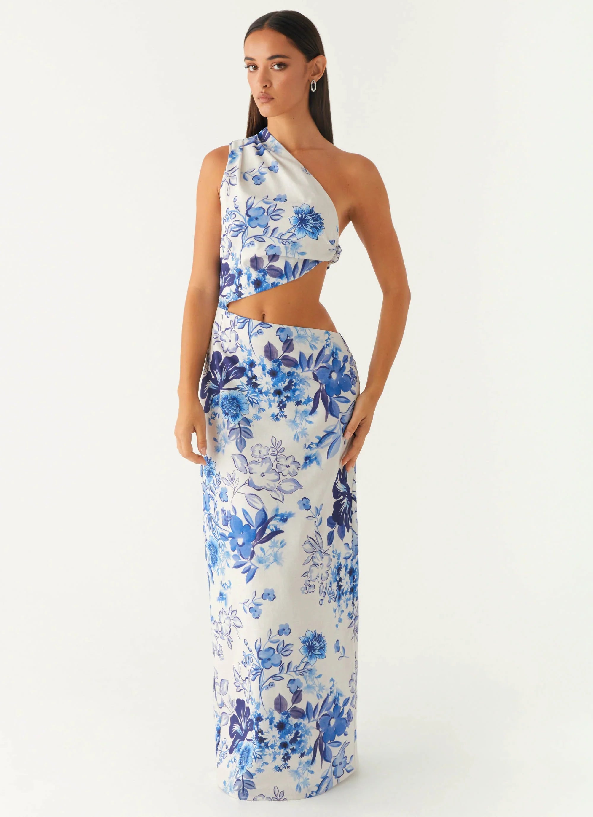 Robe longue tout l'été – Imprimé fleuri ciel serein