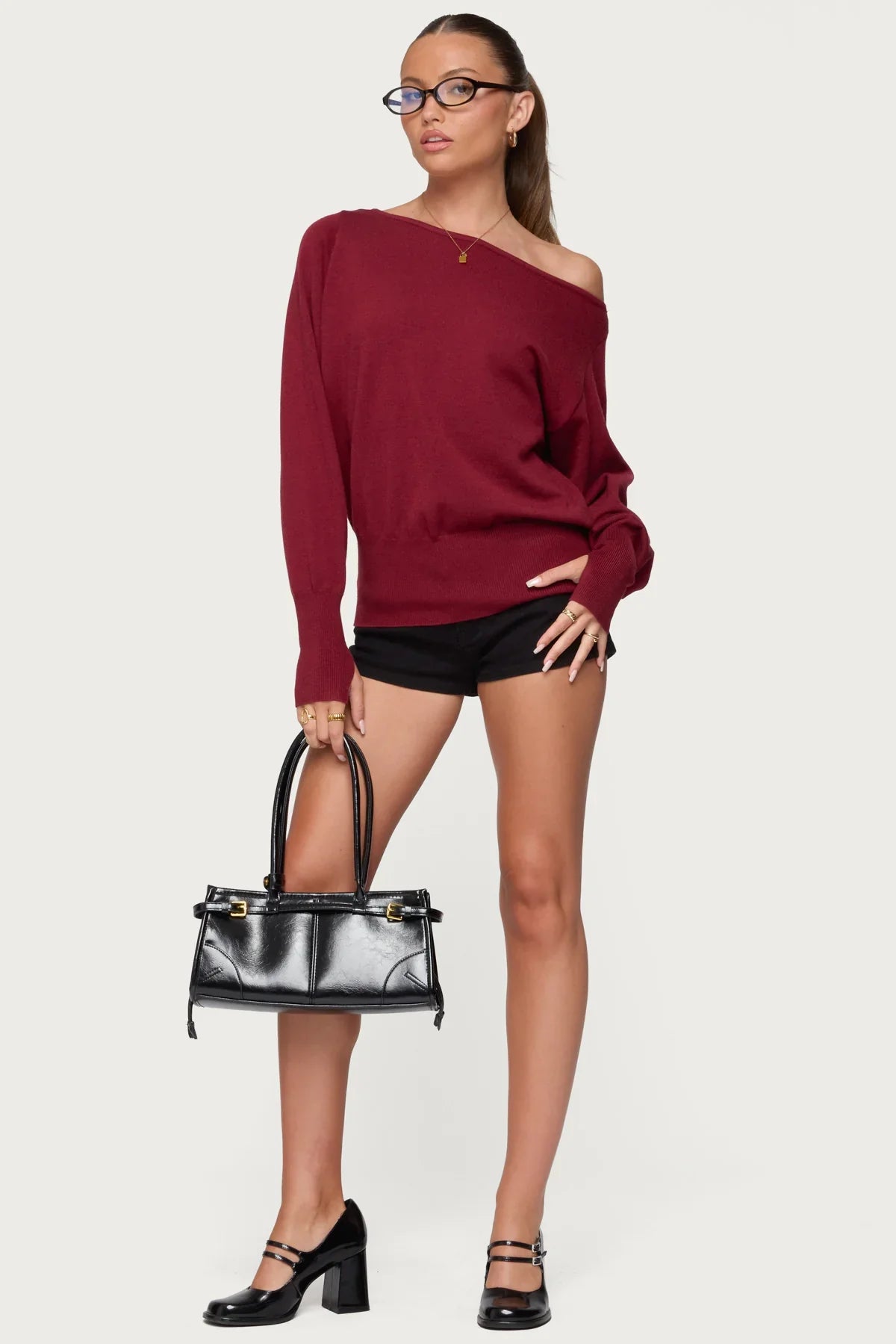 Pull oversize épaules dénudées