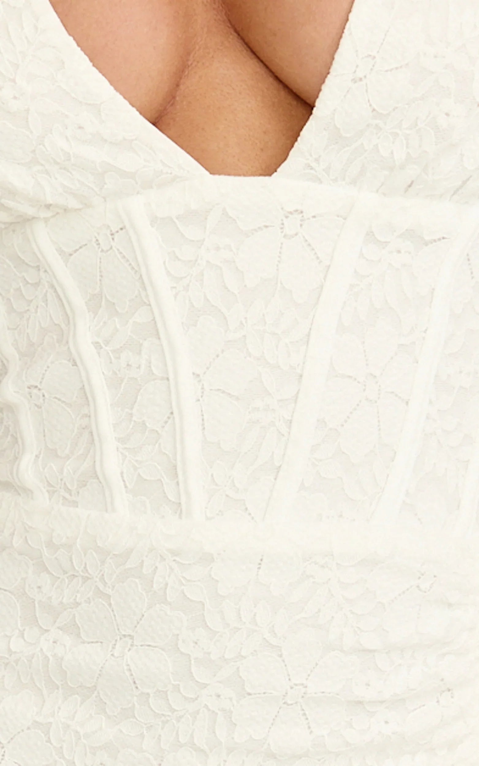 Robe longue en dentelle - Robe bustier style corset en dentelle avec licou blanche