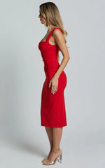 Robe Tiffy Midi - Robe Fourreau Moulante à Col Carré et Frons Côtelées de Couleur Écarlate