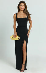 Robe longue Donna - Robe colonne col bénitier fendue haute noire