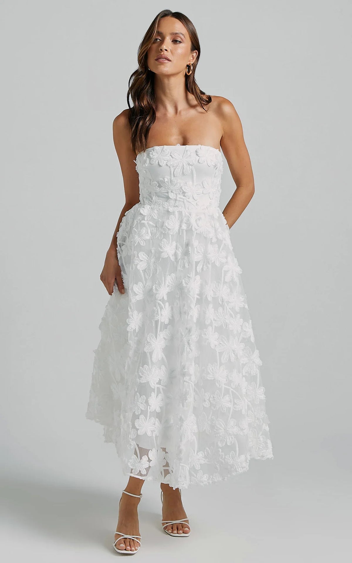 Robe Midi Rheiva - Robe Midi Bustier Broderie 3D Blanche
