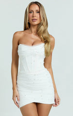 Mini-robe Kelsey - Robe bustier perlée avec panneau corset et jupe en tulle amovible, blanche