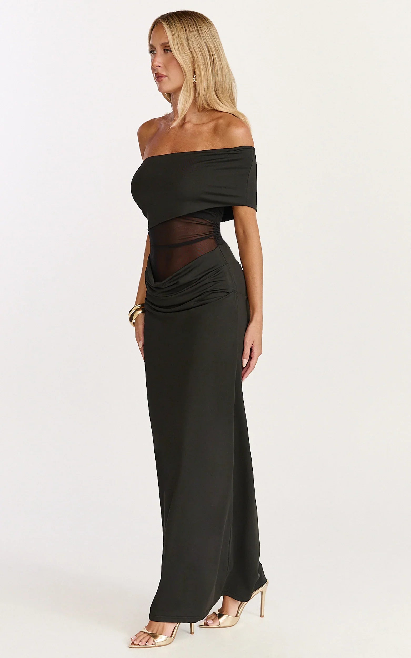 Robe longue Riley - Robe froncée sur la poitrine en noir