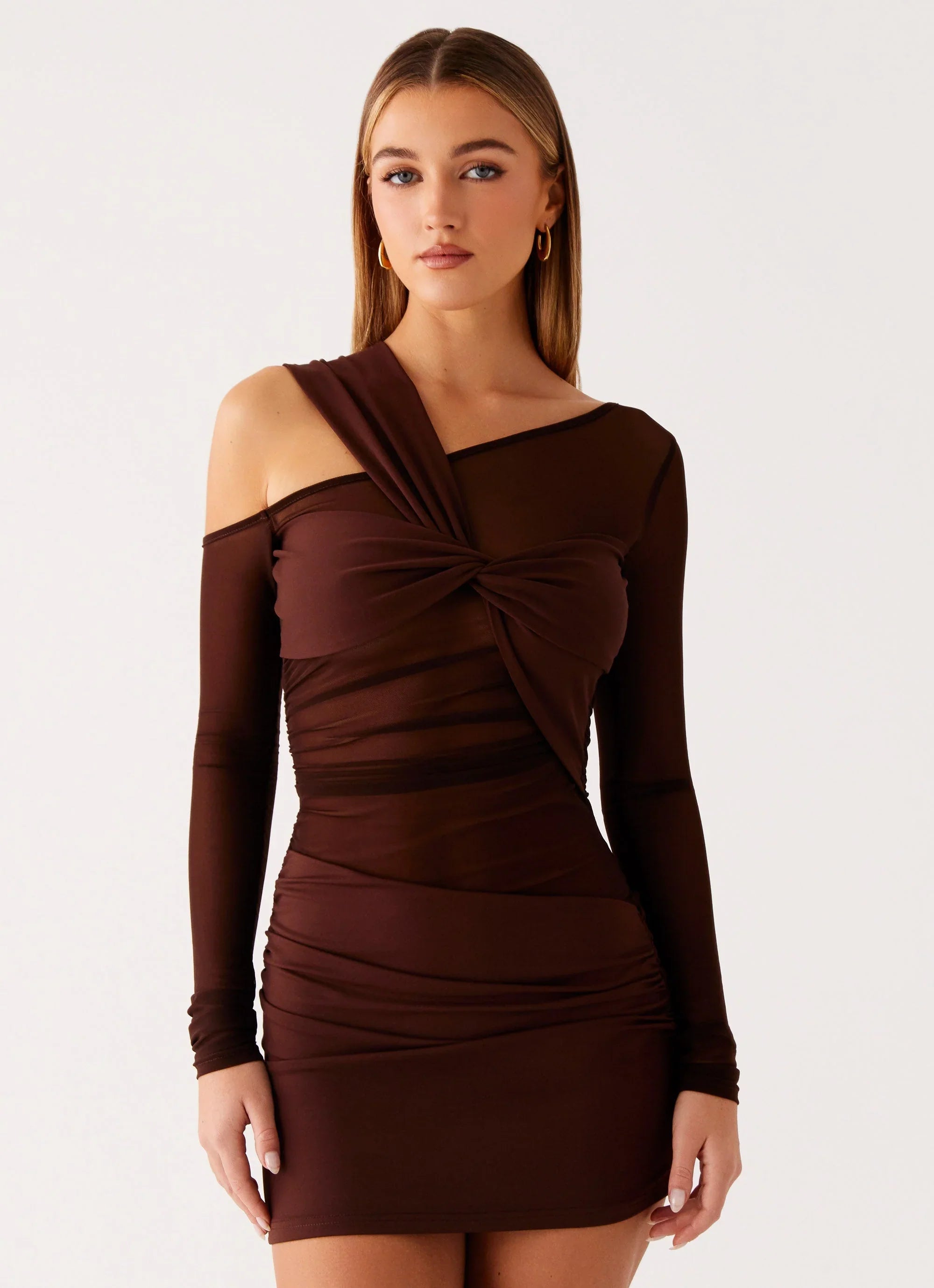 Robe mini asymétrique à manches longues Ophelie - Chocolat